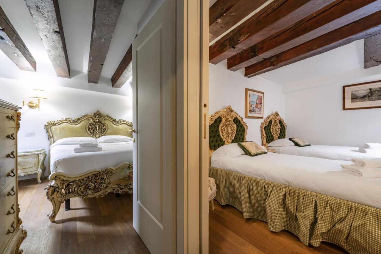 Gondola Luxury - Campo Santi Filippo E Giacomo By Wonderful Italy Venedig Exterior foto