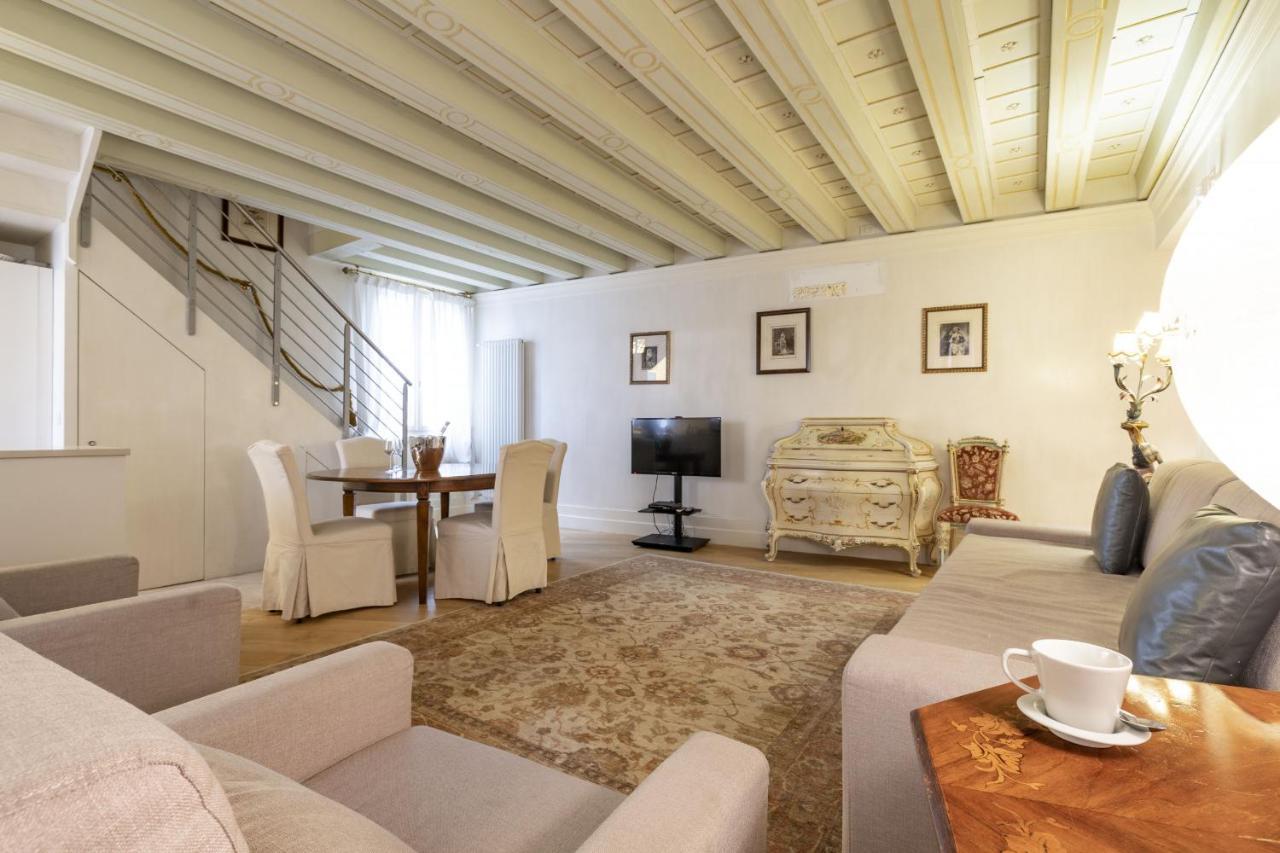 Gondola Luxury - Campo Santi Filippo E Giacomo By Wonderful Italy Venedig Exterior foto