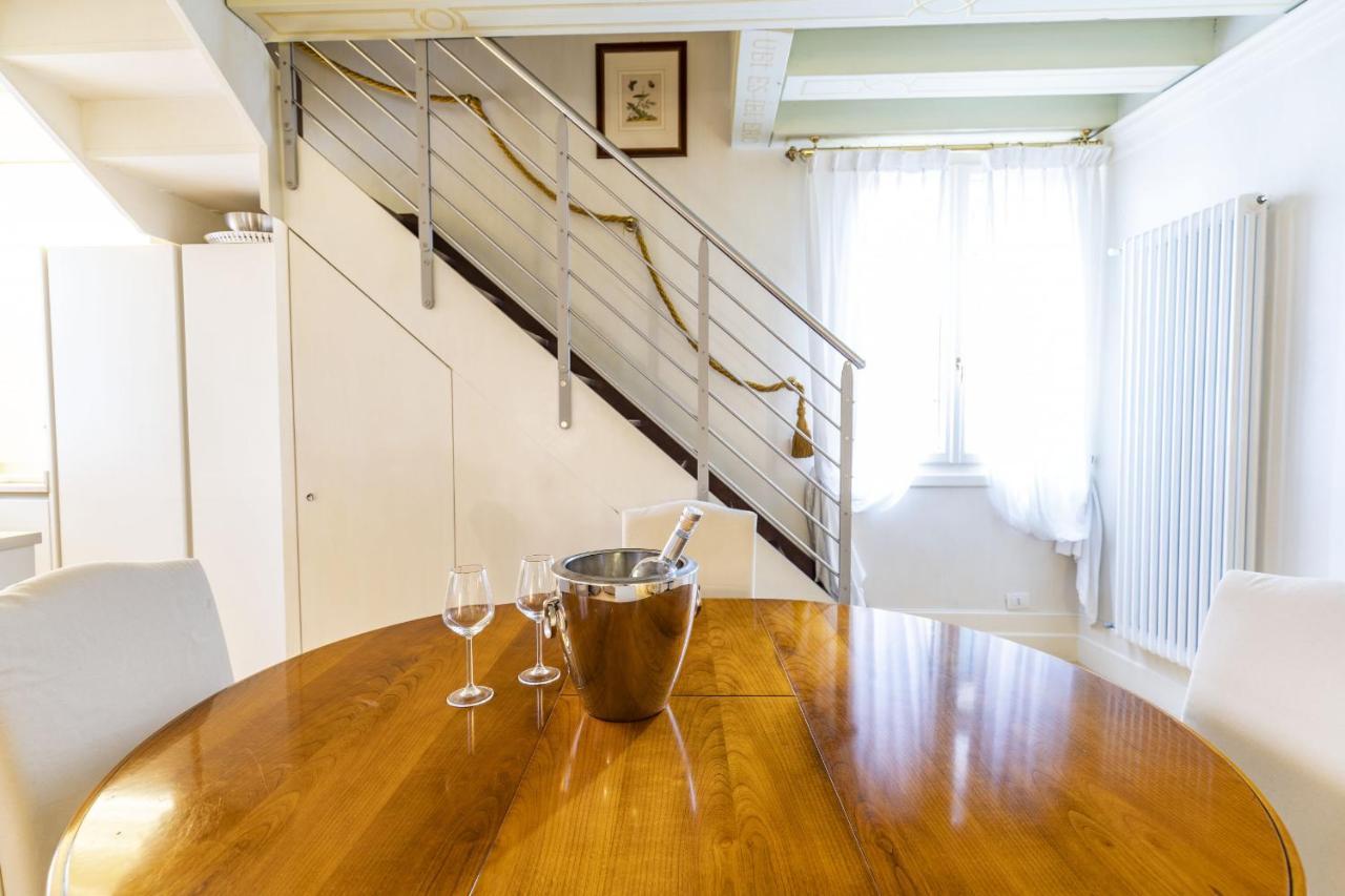 Gondola Luxury - Campo Santi Filippo E Giacomo By Wonderful Italy Venedig Exterior foto
